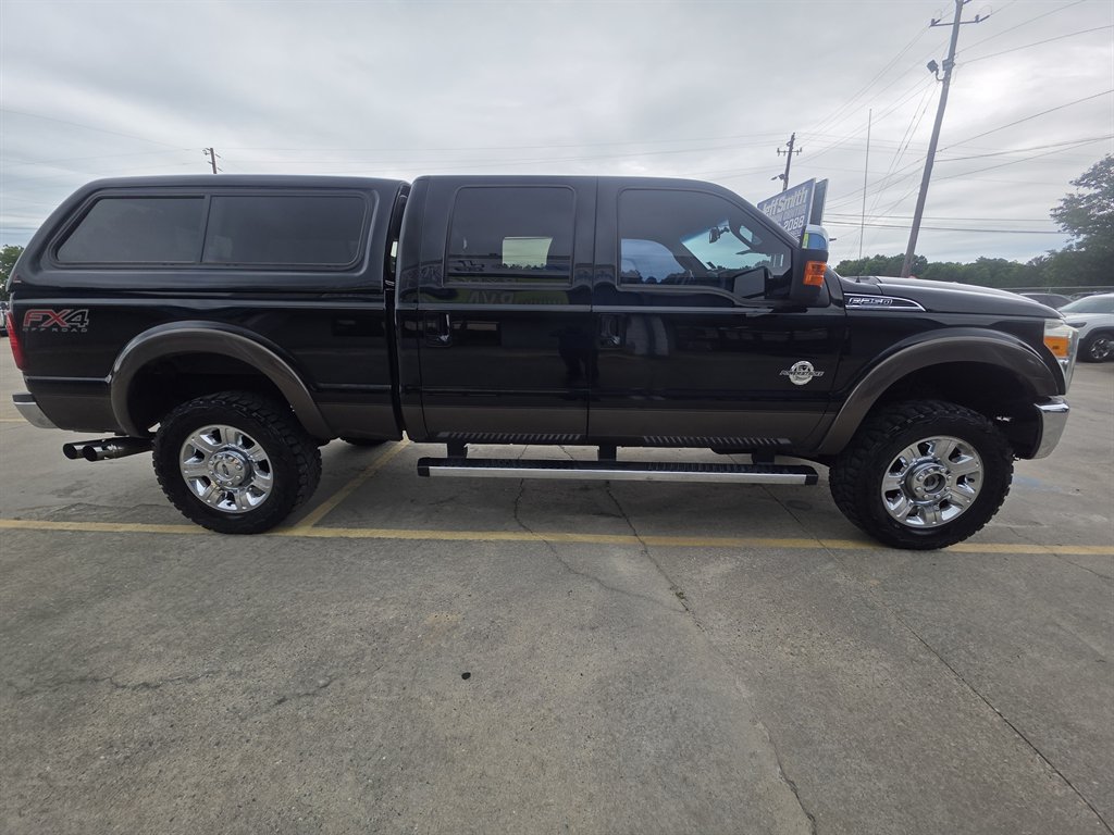2016 Ford F-250 Lariat 4x4 Crew Cab 8' Box's photo