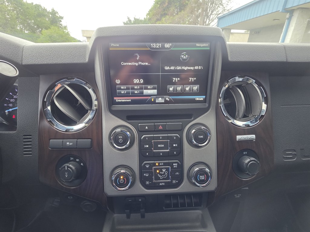 2016 Ford F-250 Super Duty Lariat - Photo 12