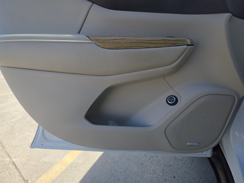 2018 GMC Acadia Denali - Photo 11