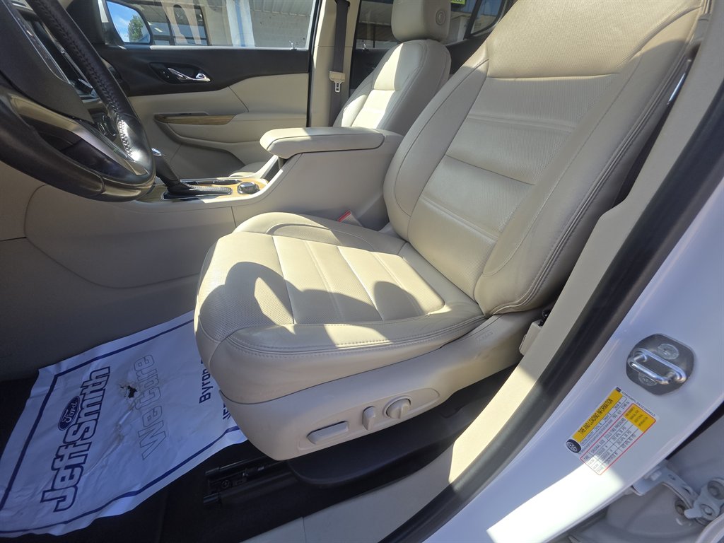 2018 GMC Acadia Denali - Photo 10