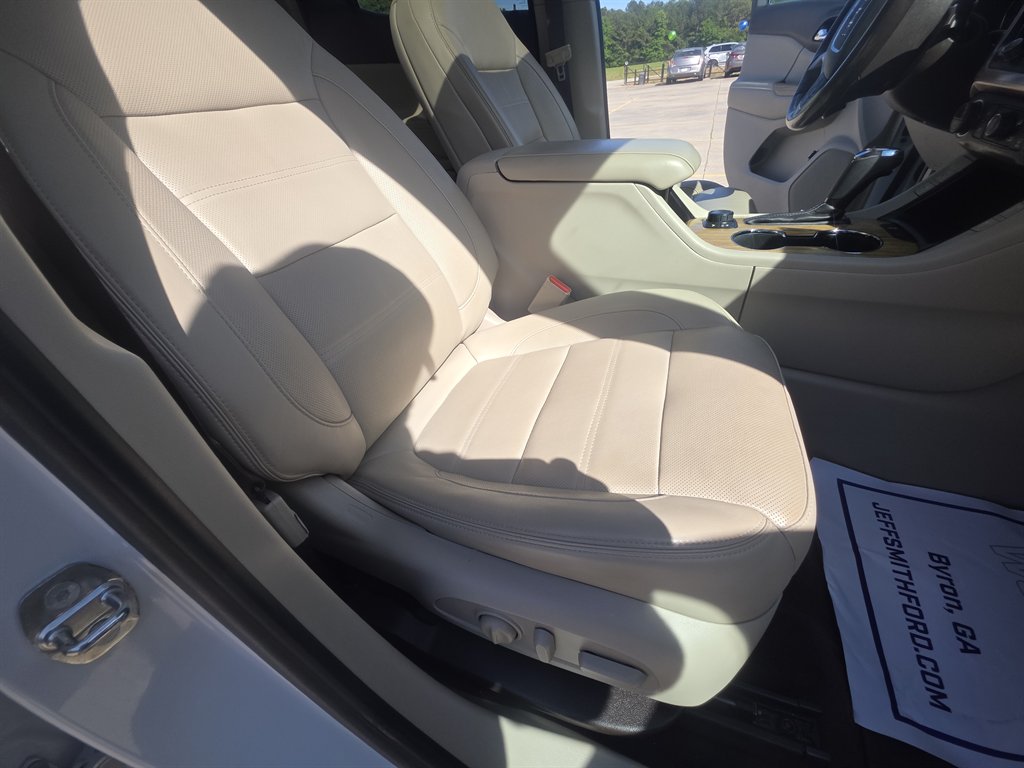 2018 GMC Acadia Denali - Photo 12