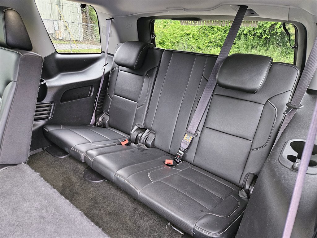 2017 Chevrolet Tahoe LT photo 6
