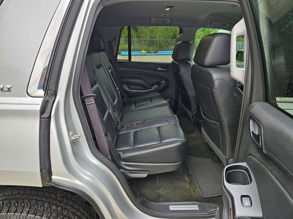 2017 Chevrolet Tahoe LT photo 8