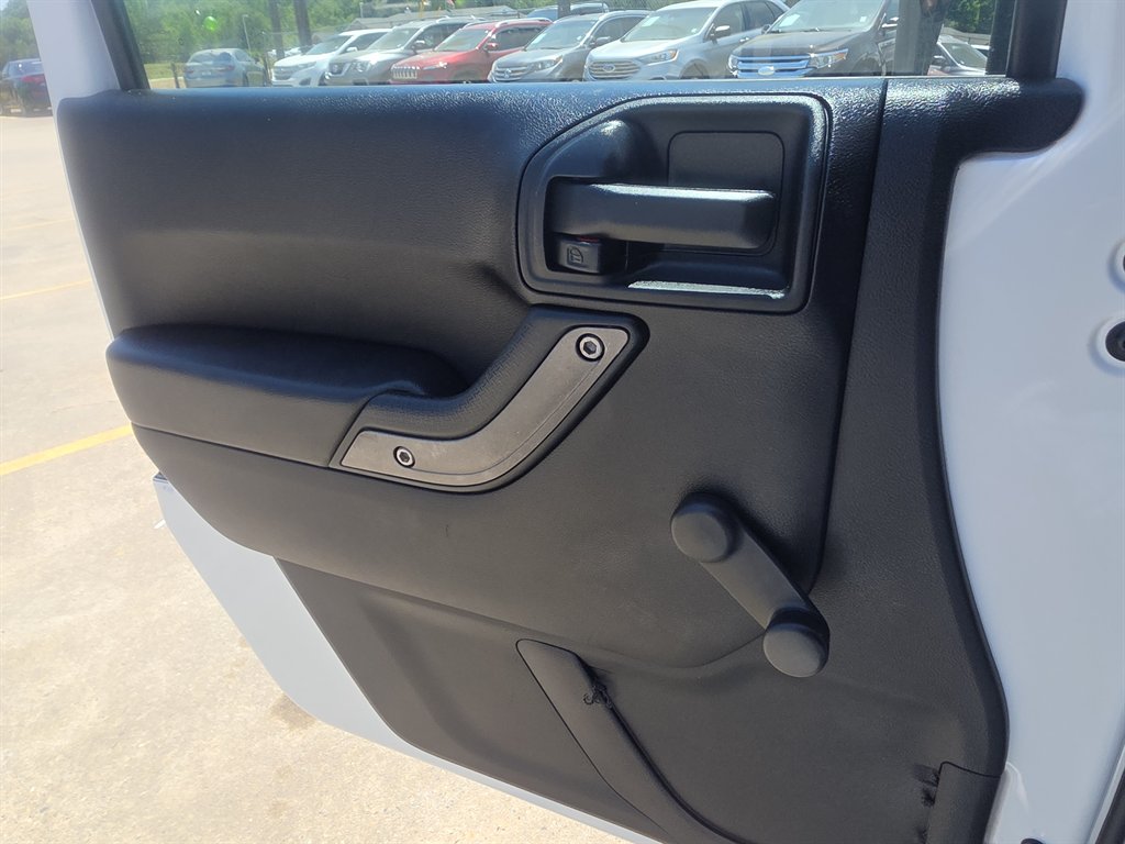 2016 Jeep Wrangler Unlimited Sport - Photo 11