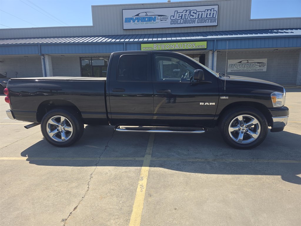 2008 Dodge Ram 1500 Pickup SLT