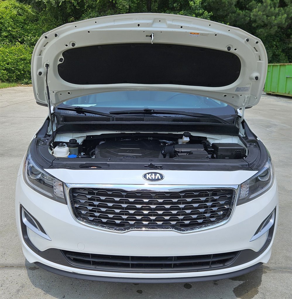 2021 Kia Sedona LX photo 13